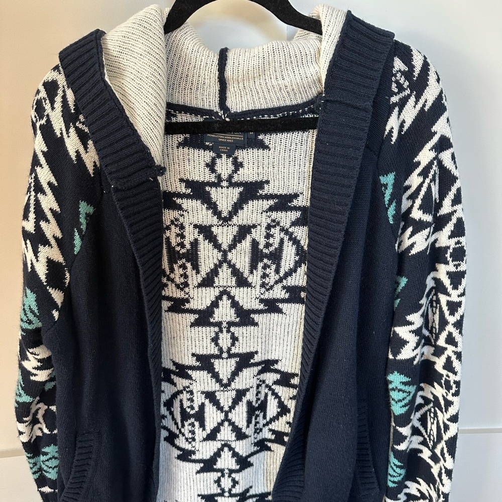 Size M Pendleton Luxe Cocoon Blue and Cream Sweater Cardigan